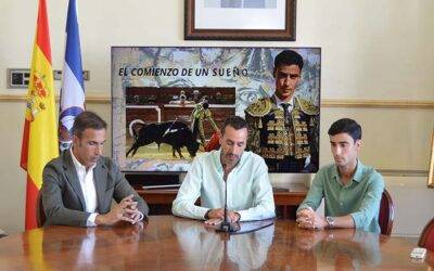 José Luis Pereda junto a Enrique Toro presenta el debut con picadores del novillero local en San Juan del Puerto