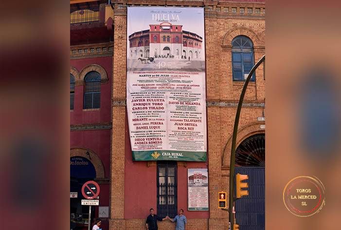 El Coso de La Merced despliega su ‘Cartel Gigante’