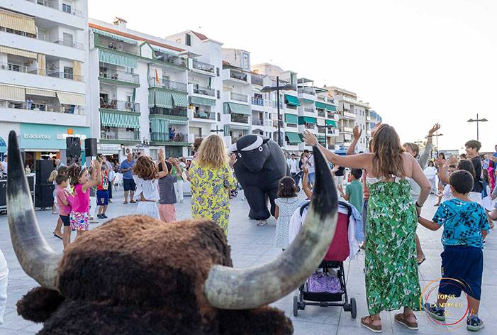 Punta Umbría disfrutó del encierro infantil en una gran jornada familiar