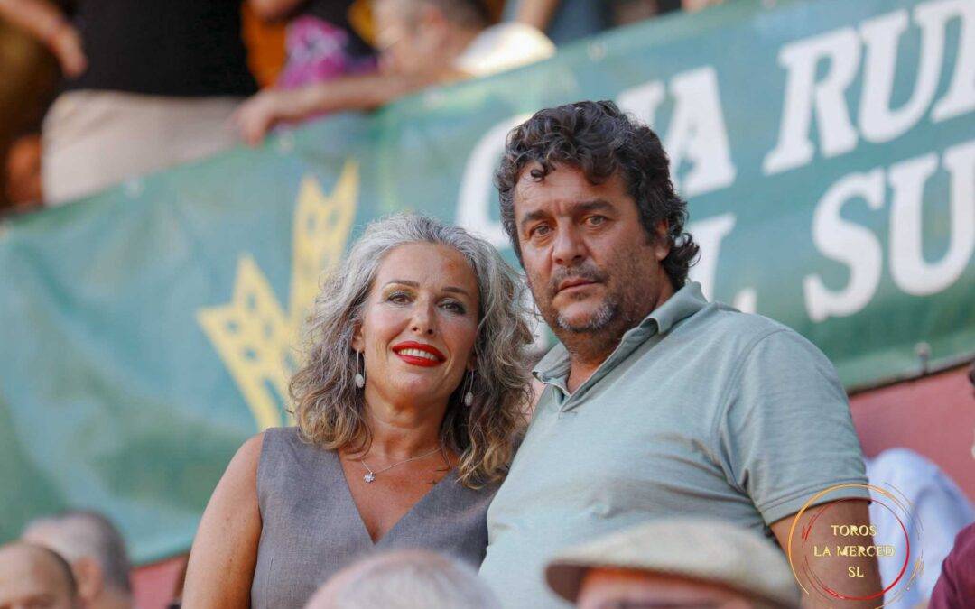 “Ambiente Colombino” Primer festejo de la feria tras el objetivo de Cristina de la Rosa