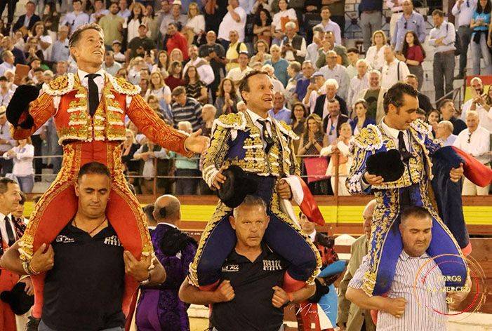 Excelente tarde de maestros banderilleros que hacen historia en Mérida