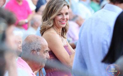 “Ambiente Colombino” Tras el objetivo de Cristina de la Rosa / Segundo festejo de la feria